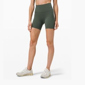 Lululemon Wonder Under High Rise Shorts